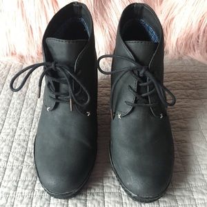Dr. Scholl’s Black Wedge Booties size 7